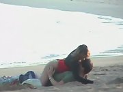 Voyeured duo public sex on the beach early in the morning